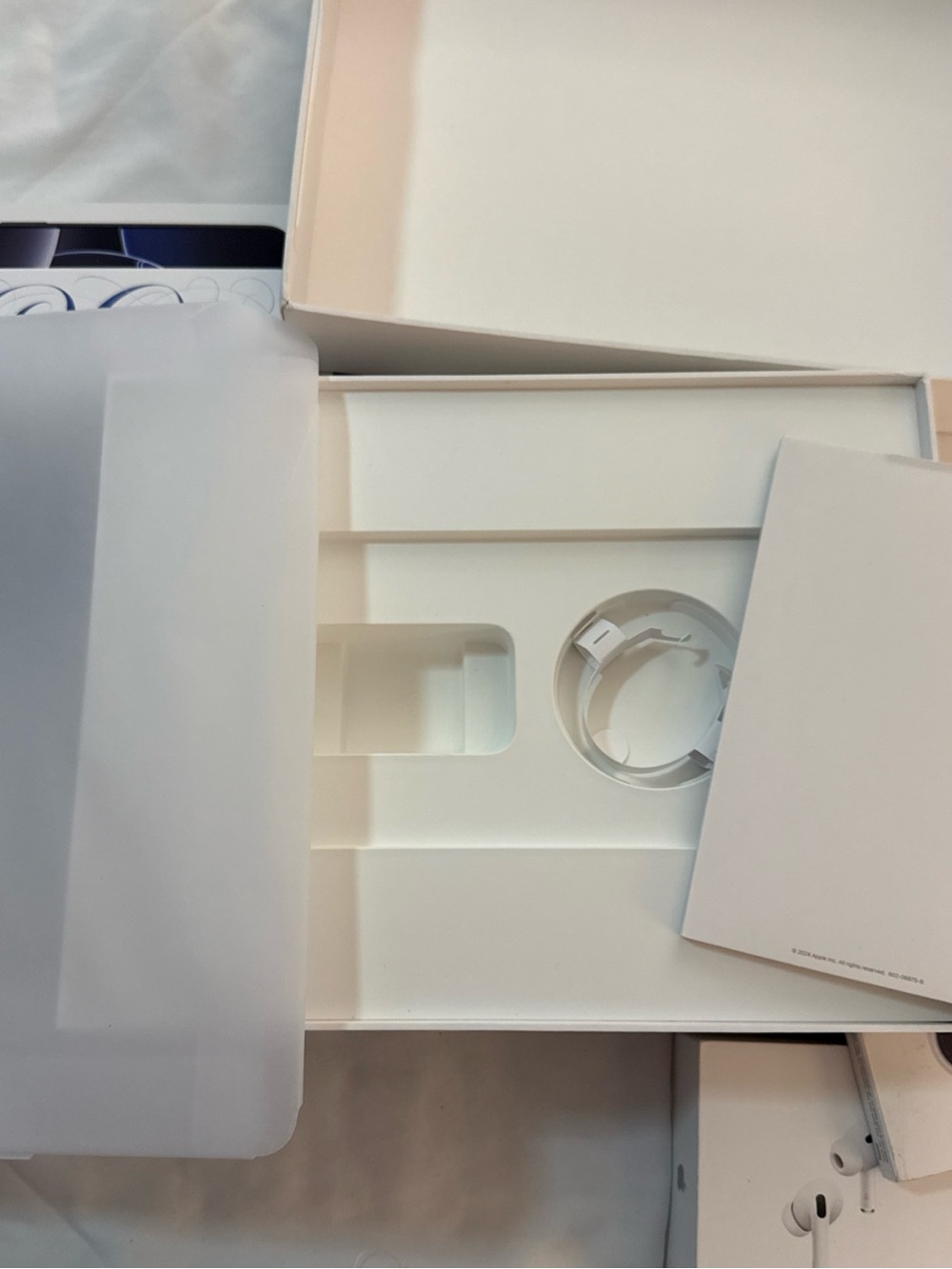 Empty Apple Boxes - Picture 9 of 9
